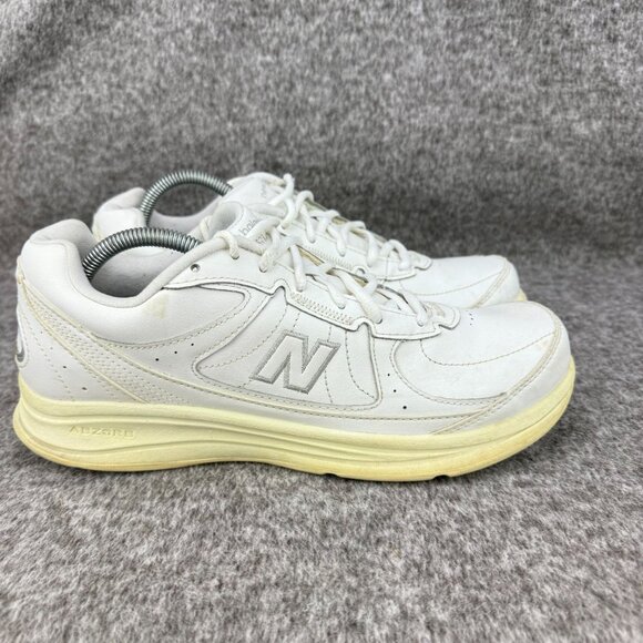 ✅ Womens 11-2A New Balance 577 White Walking Shoes Made USA Leather Upper DSL-2 - Picture 1 of 13